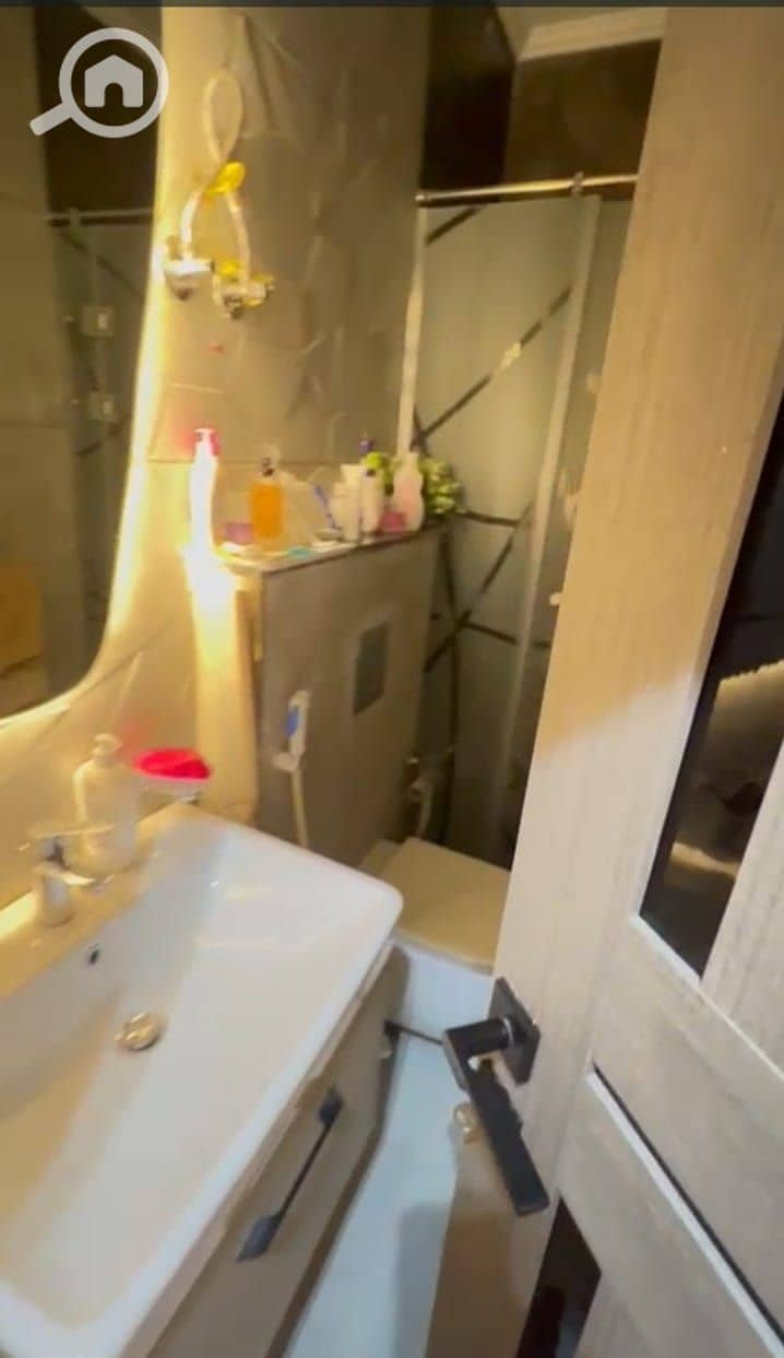 5 93417edd-d16b-4f3b-a9aa-fceda3bafc54. jpeg