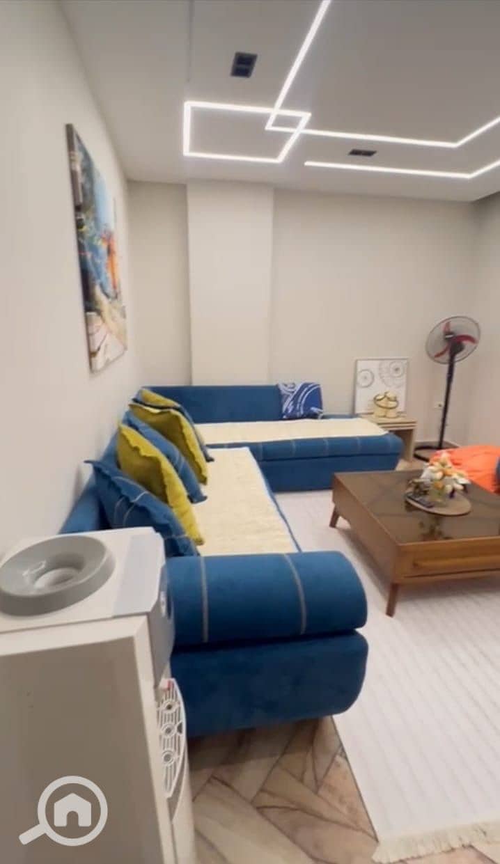 8 82b6af04-e3a5-4086-9ca7-27a6c21e6364. jpeg