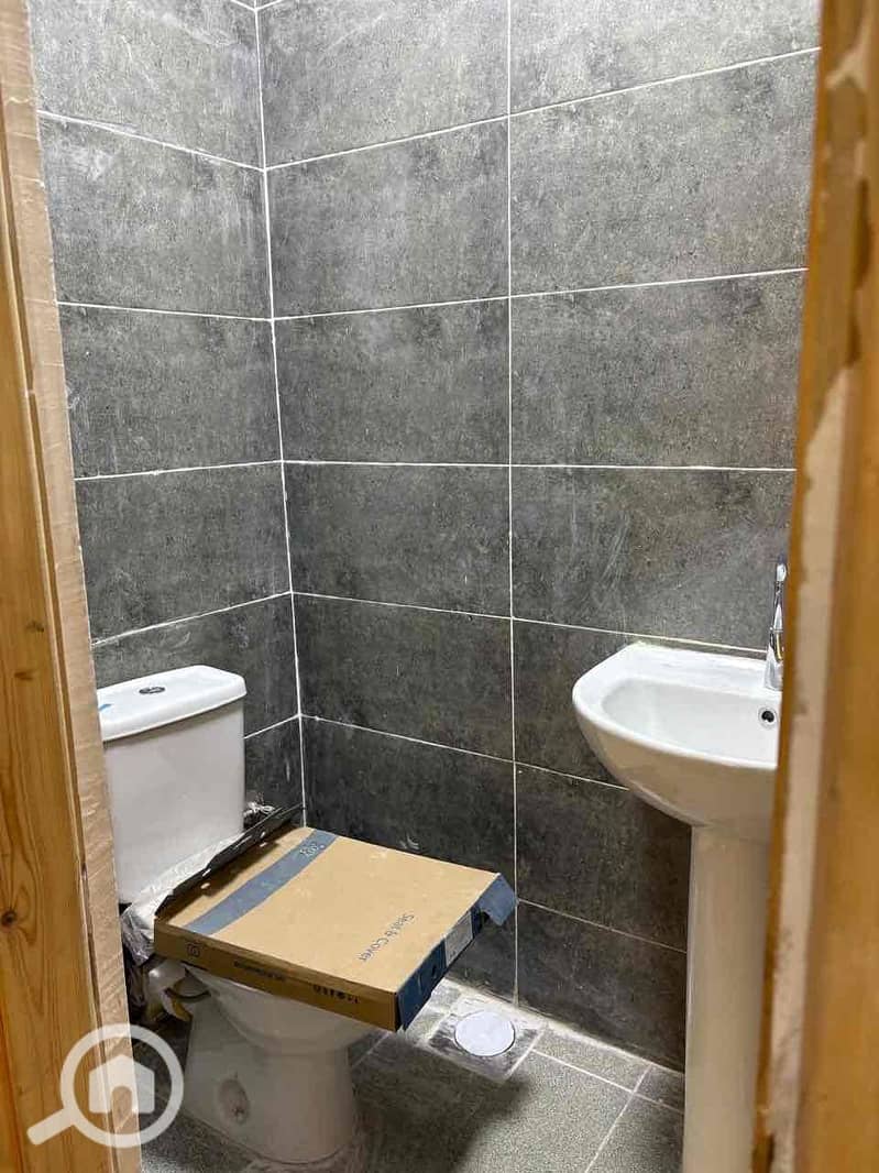 11 fe5fb4c2-5d2f-4bab-aa5b-c2c6a26462c0. jpg