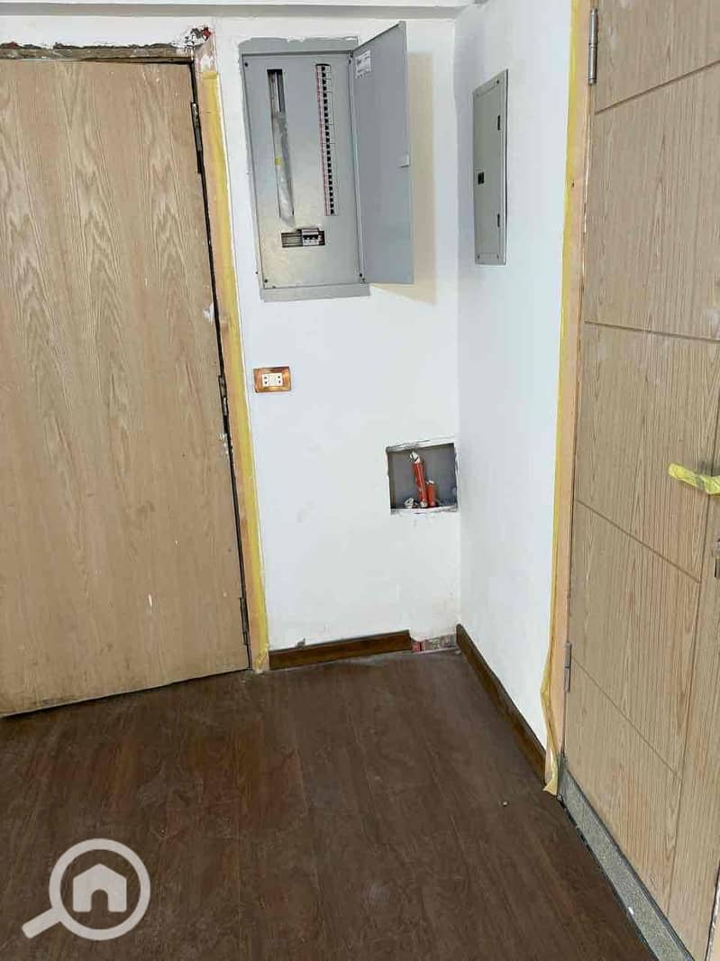 8 66d26379-845c-4a63-bf2a-270e5c49de8f. jpg