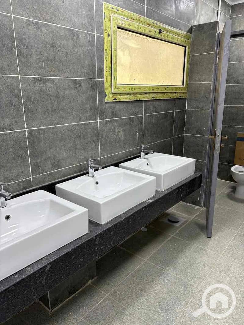 9 77264681-8d2b-4fa9-aafb-3fb0788dd56b. jpg