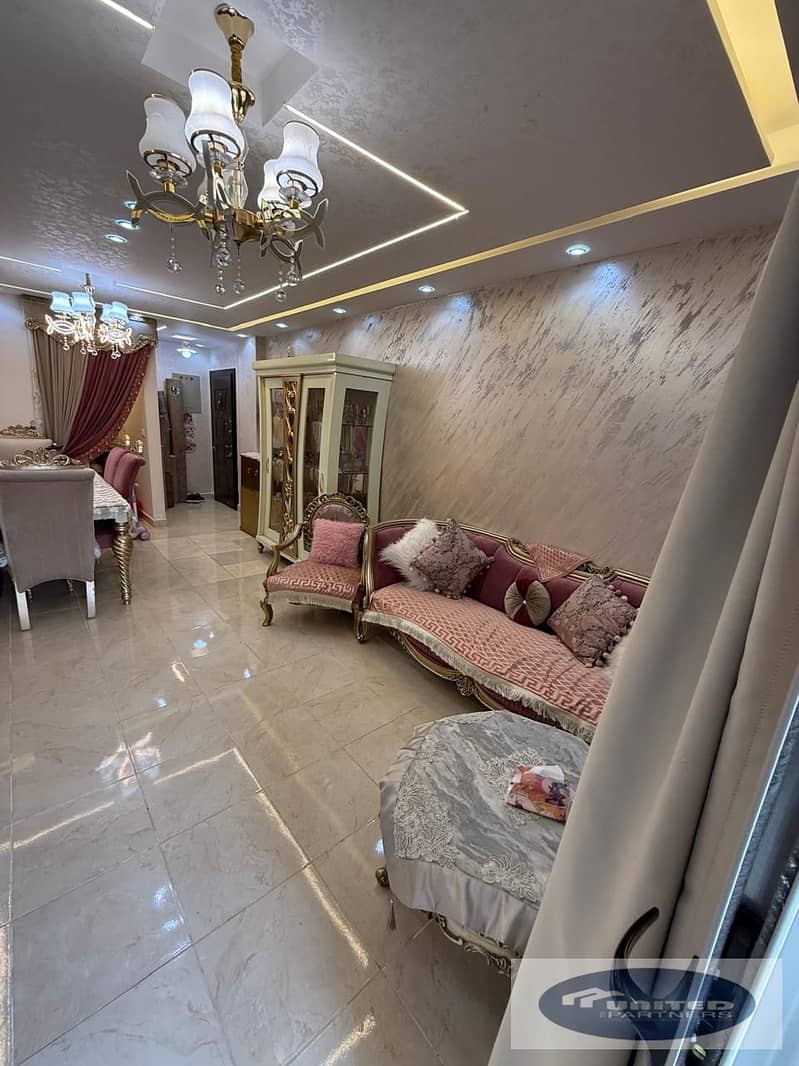 4 62f99f44-b274-4ed6-b985-6ebd5ffda1d8. jpg