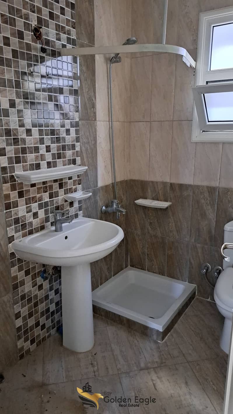 7 605346680_1545773906653136_5300434219063284728_n. jpg