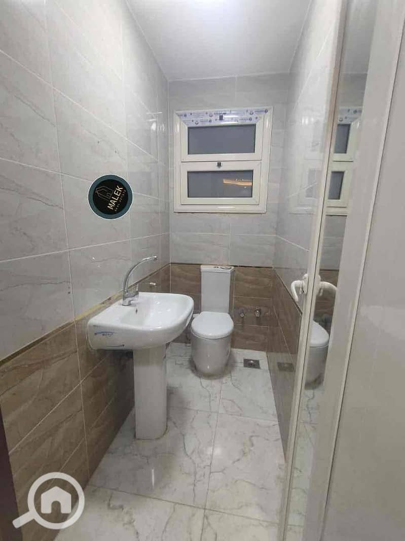 4 be27437b-3249-4cb2-b51c-bfc0f7959055. jpg