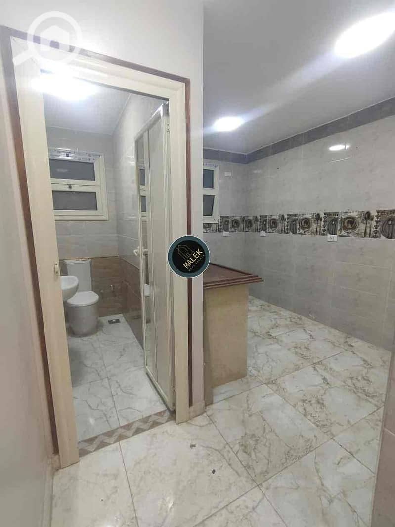 8 029c5f4a-869e-48db-8db6-1a2ea25ac15c. jpg