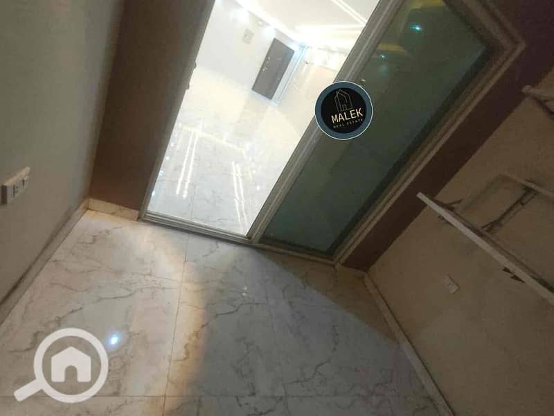 9 0ccc964a-3e9d-4b88-882c-646e44ad9d5a. jpg