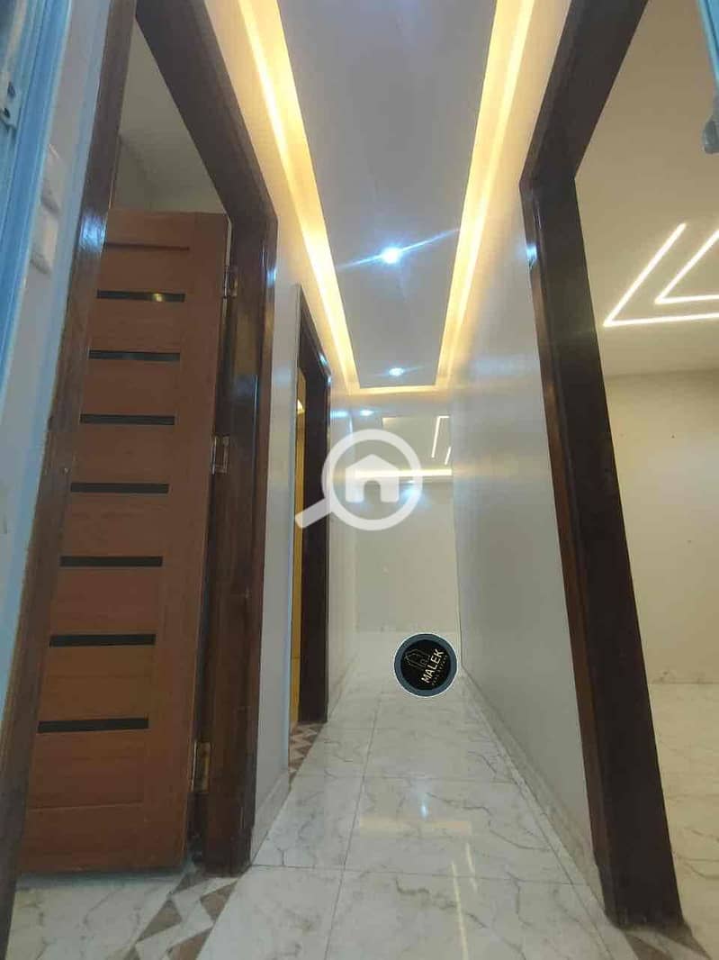 11 b6e0c931-d010-43f5-8a47-6fd91f3f0843. jpg