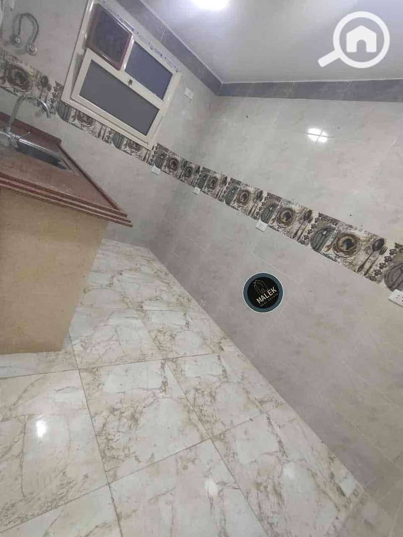 12 c7c6356f-c92a-4a9b-9451-3965ecea9038. jpg