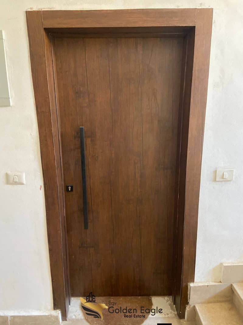 12 607783247_1544043913492802_8299662411657837403_n. jpg