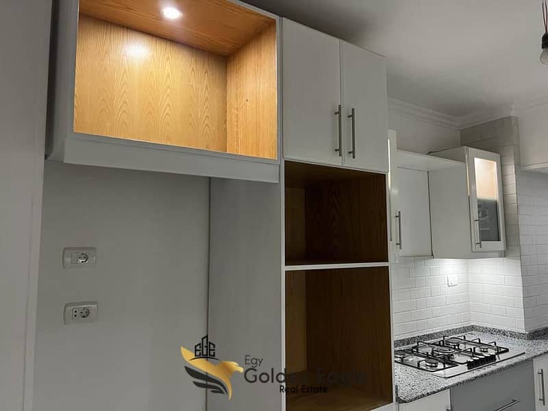 8 610834120_1551783886052138_5392646340780067374_n. jpg