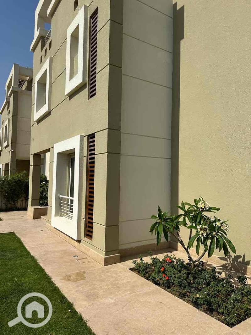 7 79687e44-ae7a-4fc6-9a8f-dd3453fbe94a. jpg