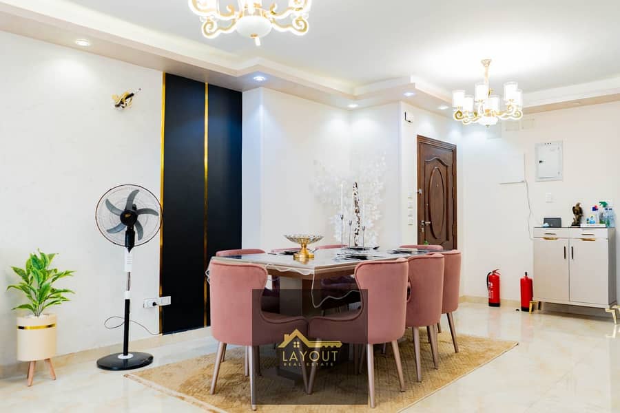 5 78b2767d-6f18-4361-9d4c-ee1ce6167646. jpg