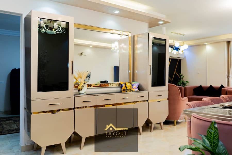 8 f988f9f9-ef46-4adc-bc9c-e03e3250dcbc. jpg