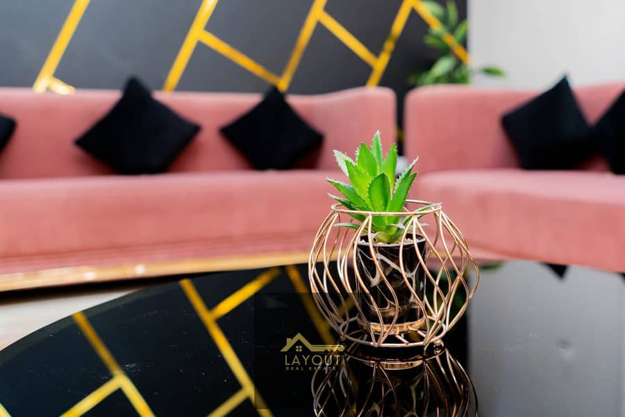 12 d48a17e3-501e-40b9-a67e-c1f1ab294a68. jpg