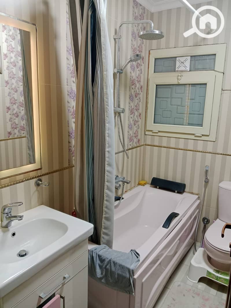 12 58c8a08d-58f6-47e1-980c-f22787aabf8a. jpg