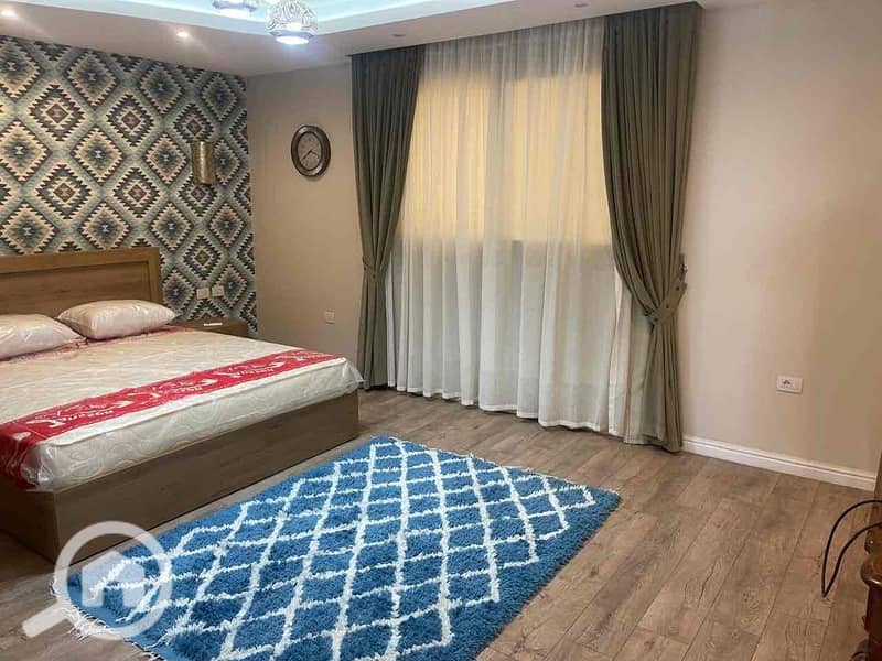 15 0c29f3c3-39e9-43ea-8c19-1d16a26673f4. jpg