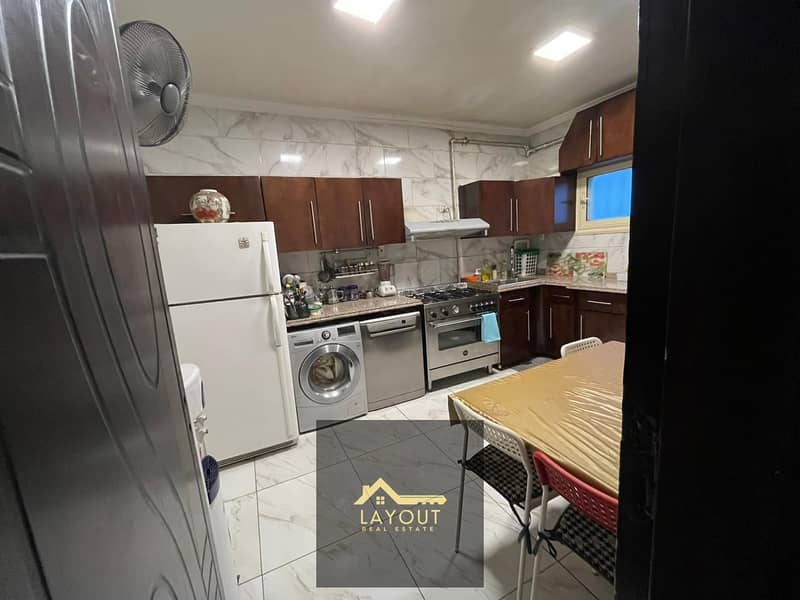 18 3072c115-6a89-4dc3-a647-ab18a7a65e02. jpg