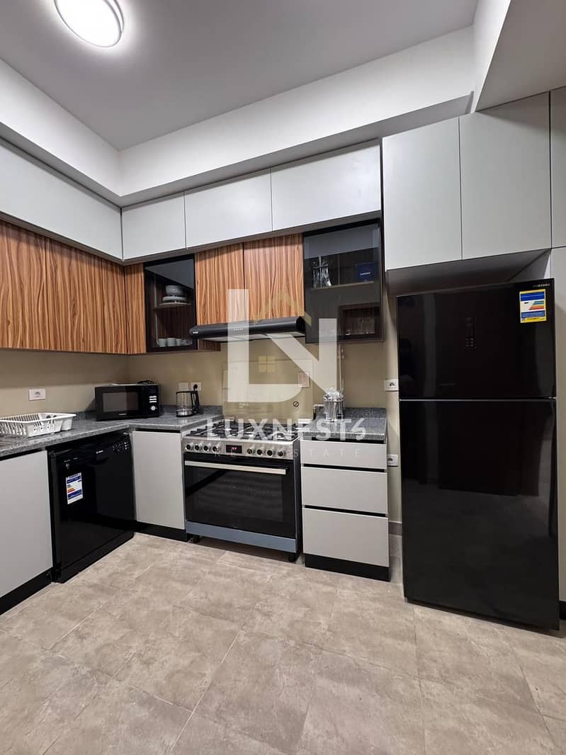 24 WhatsApp Image 2025-11-15 at 11.07. 17 PM (3). jpeg