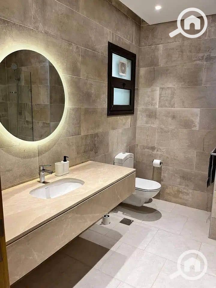 5 33008888-800x600. JPG