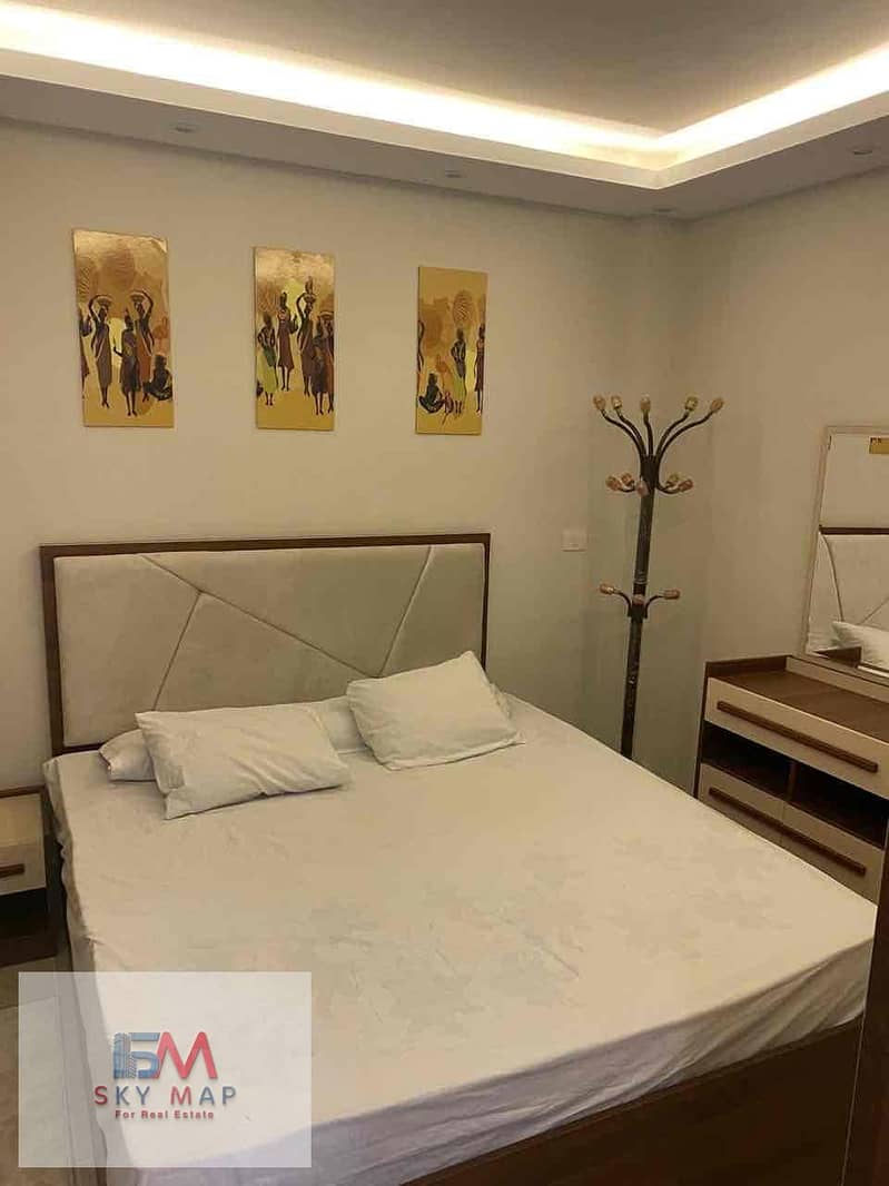 3 13c31551-c4be-4cd0-b2a9-b6cae1dd8641. jpg