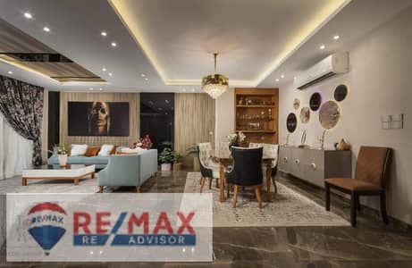 تاون هاوس 3 غرف نوم للايجار في الشيخ زايد، الجيزة - WhatsApp Image 2026-01-03 at 6.44. 21 PM (1). jpeg