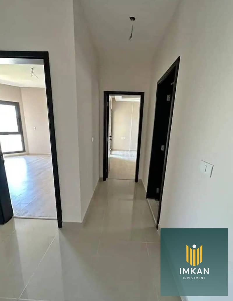 2 2afb5a91-8c3c-4a04-8582-9fe2aded9512. jpg