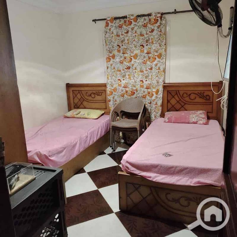 9 f5c3a44f-ab17-4a6b-a198-4cb1eb96f02b. jpg