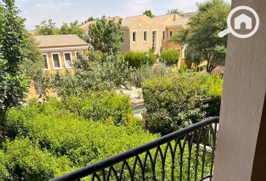 6 e290deb0-a5a6-46a2-8646-fca04715c949. jpg