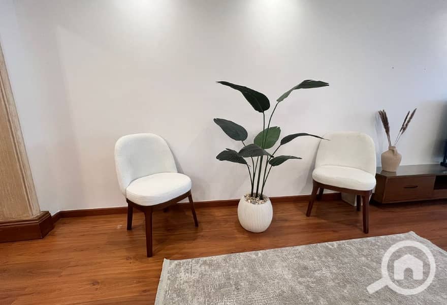 7 103c883a-00b5-402e-99ab-969eea0550c0. jpg