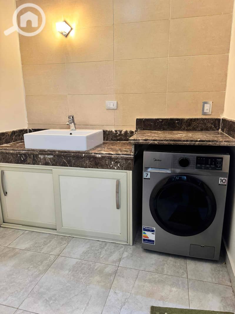 7 291fb58c-a2cf-4b2d-b8de-609b2cef1bb5. jpg