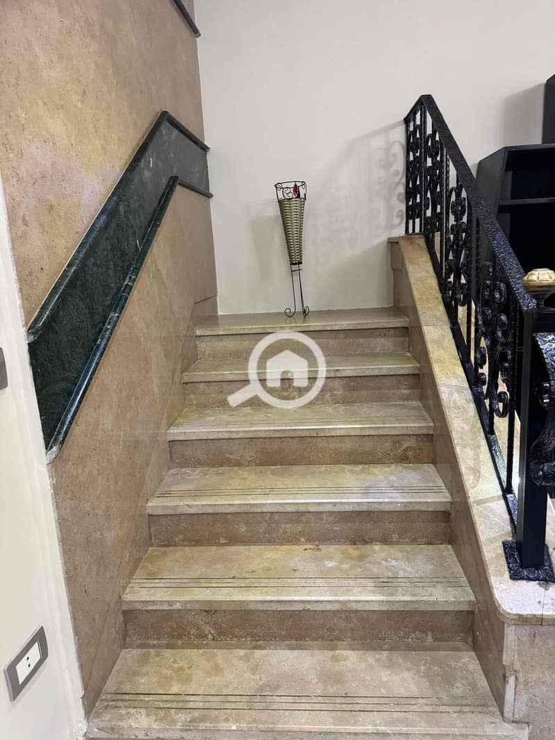 14 465a79fd-cb35-48b5-b205-8f6042072e00. jpg