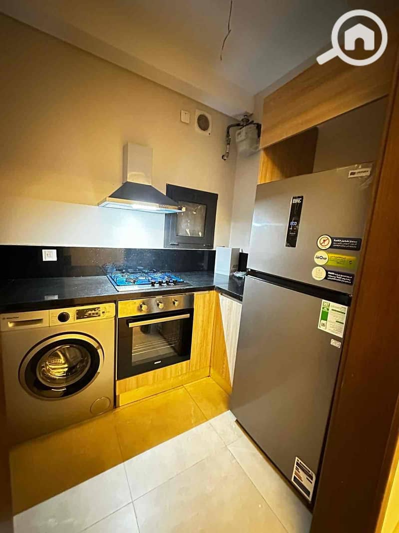 5 e6dc5695-5d0e-4bf9-8ccb-6561c6348eb8. jpg