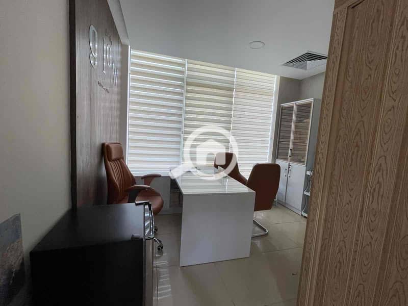 2 8a1f40ec-e0b8-4551-bef1-af092186f66d. jpg