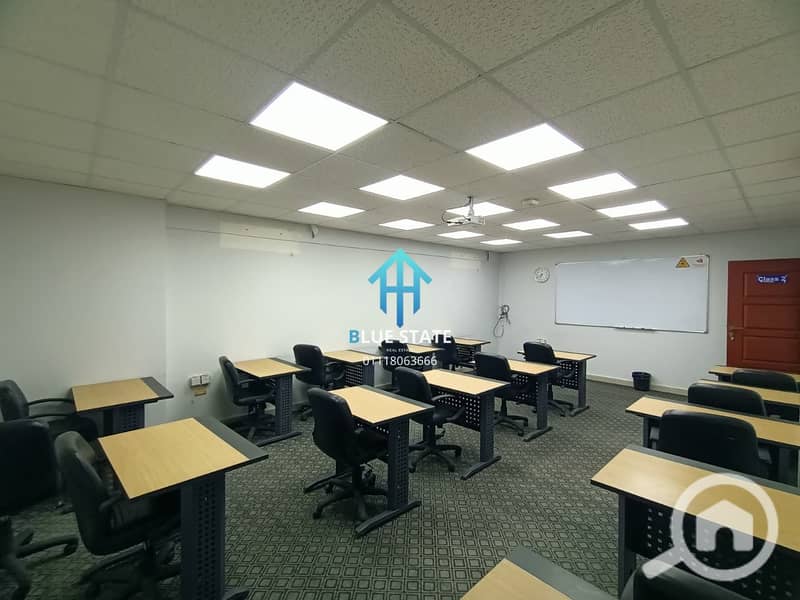 2 01118063666 (4). png