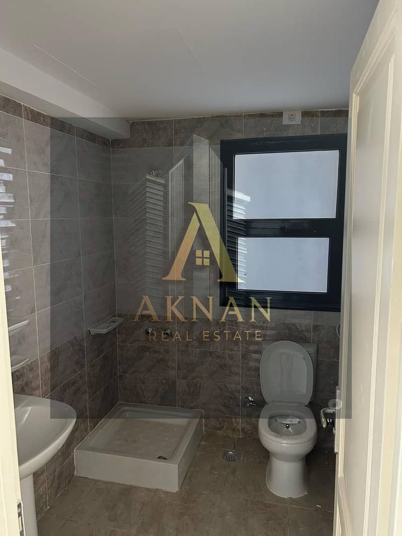 2 WhatsApp Image 2025-12-02 at 10.51. 20 (1). jpeg