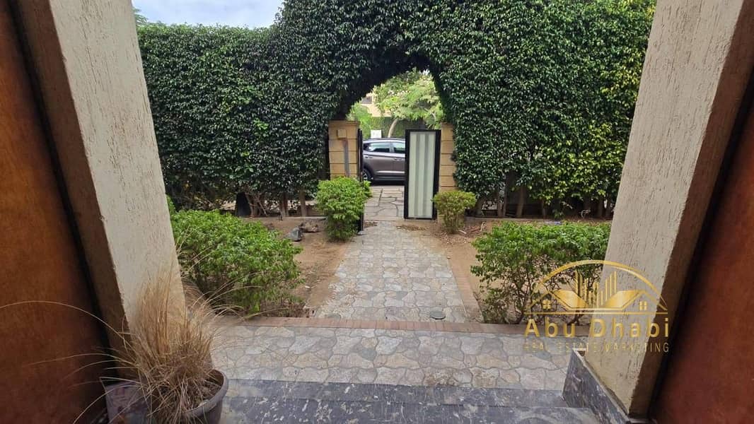 7 be83c37d-3352-47de-a462-3174ee1c6d0e. jpg