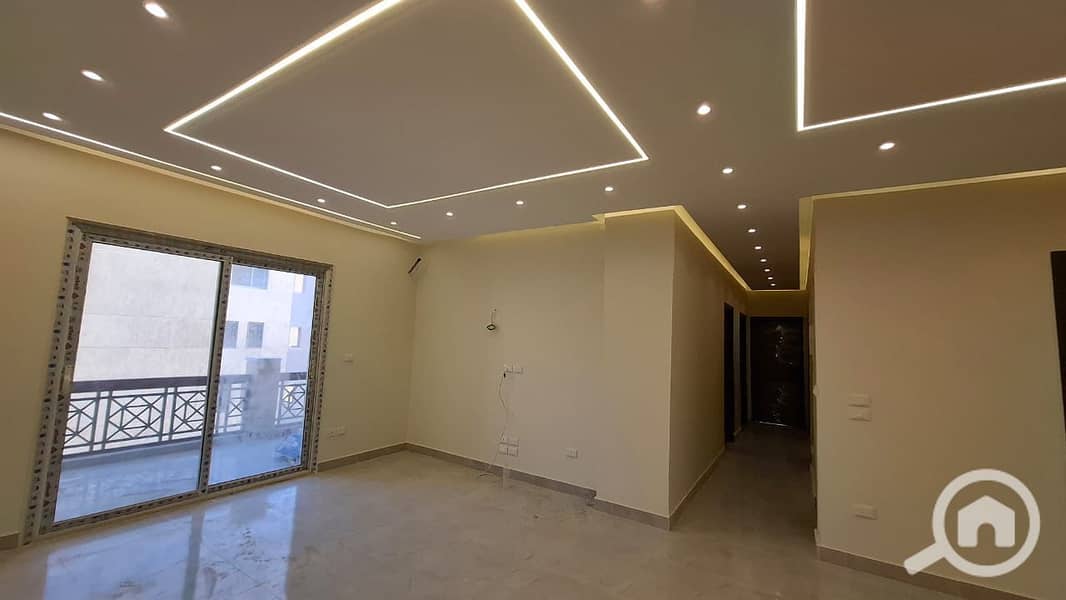 2 WhatsApp Image 2026-01-06 at 00.37. 31 (1). jpeg