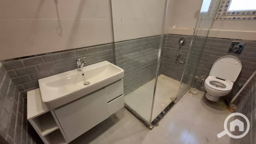 6 WhatsApp Image 2026-01-06 at 00.37. 32 (1). jpeg