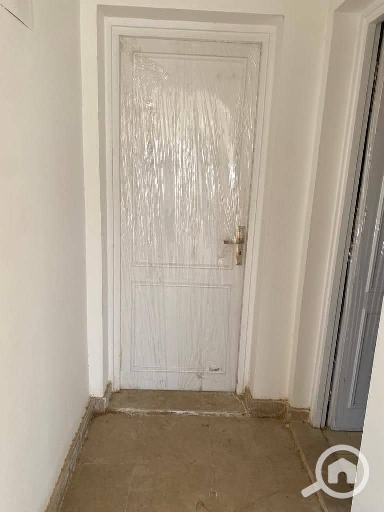 4 29384a17-f8cb-4108-8613-3b9dff0bcc31. jpg