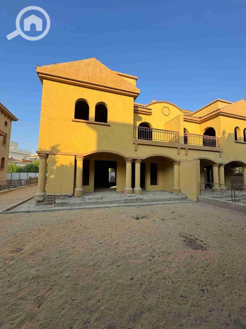 1000573589. jpg 1000573589. jpg