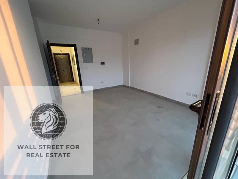 6 WhatsApp Image 2025-09-16 at 1.40. 47 PM. jpeg