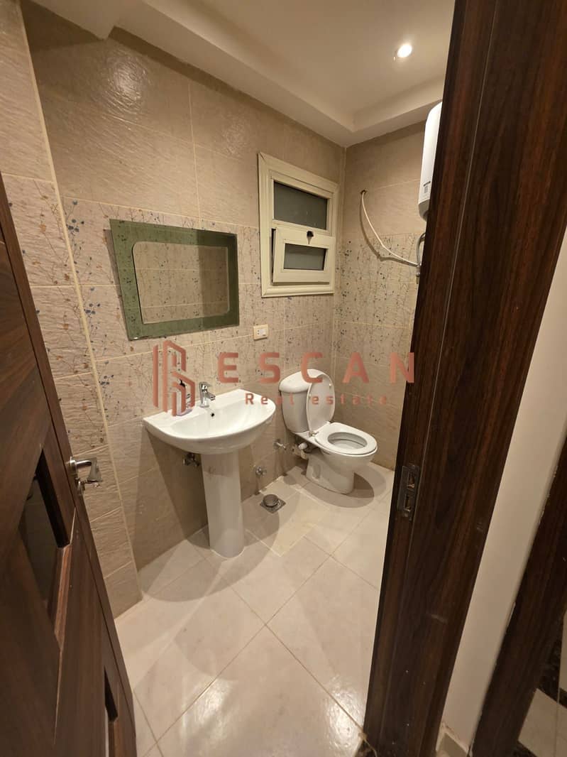 6 WhatsApp Image 2025-08-20 at 8.37. 35 AM. jpeg