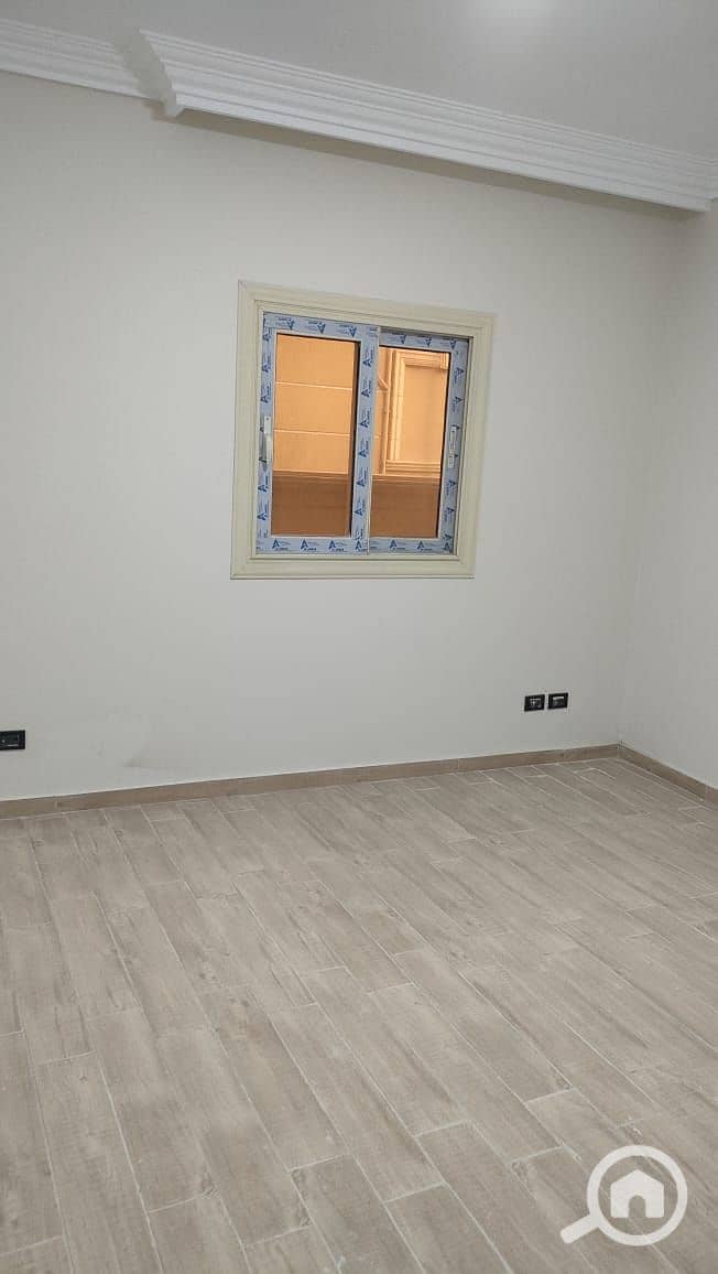 8 WhatsApp Image 2026-01-06 at 11.01. 56 PM. jpeg