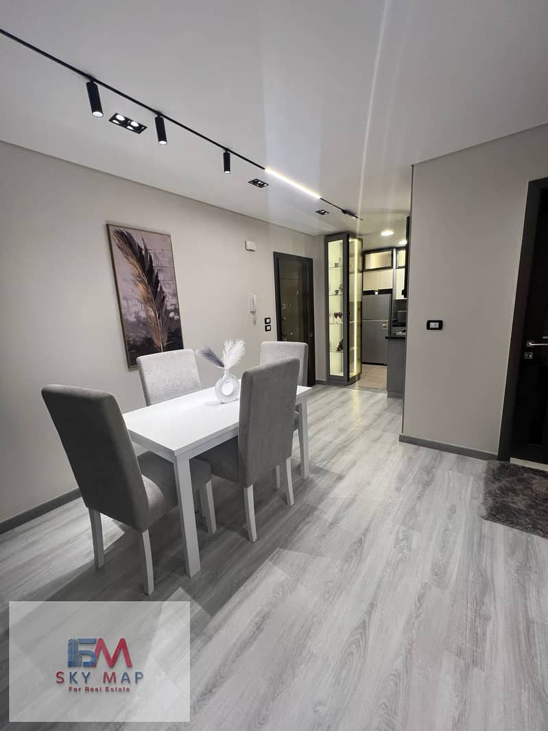 6 2232677f-5637-4700-8177-e349ddc72c37. jpg