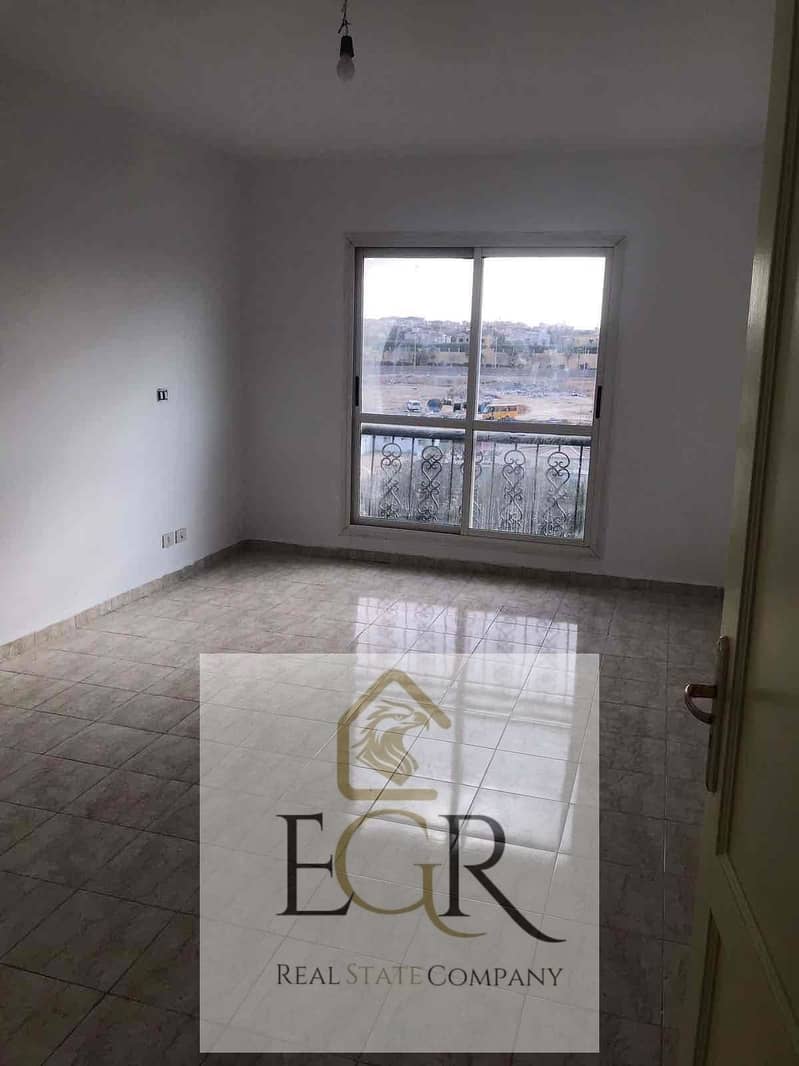 2 b2c31adc-4821-4457-8f8d-a990889cd36d. jpg