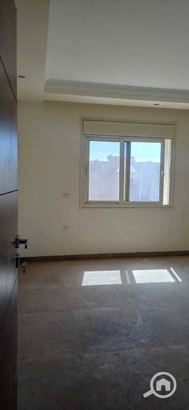 24 WhatsApp Image 2026-01-06 at 4.32. 39 PM (3). jpeg