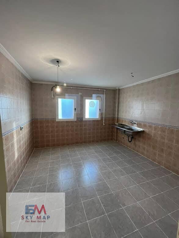 14 b1f124e3-3040-4931-b449-8a1acd02dd7a. jpeg