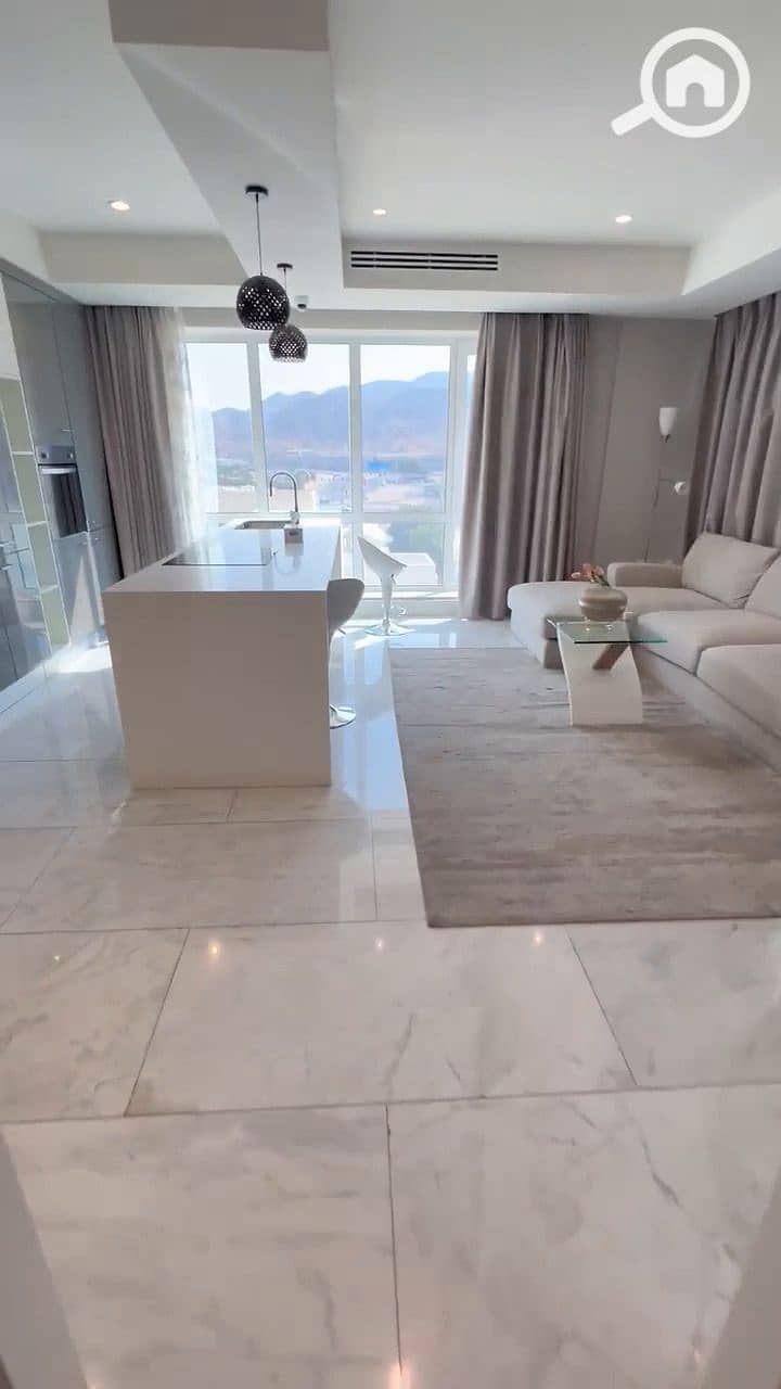 7 WhatsApp Video 2025-12-28 at 15.49. 31_273. jpg