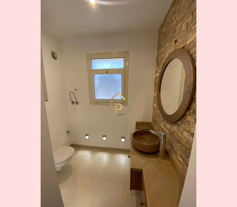 5 WhatsApp Image 2025-12-31 at 3.49. 39 PM. jpg