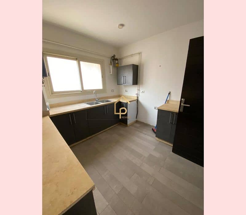 7 WhatsApp Image 2025-12-31 at 3.49. 39 PM (2). jpg